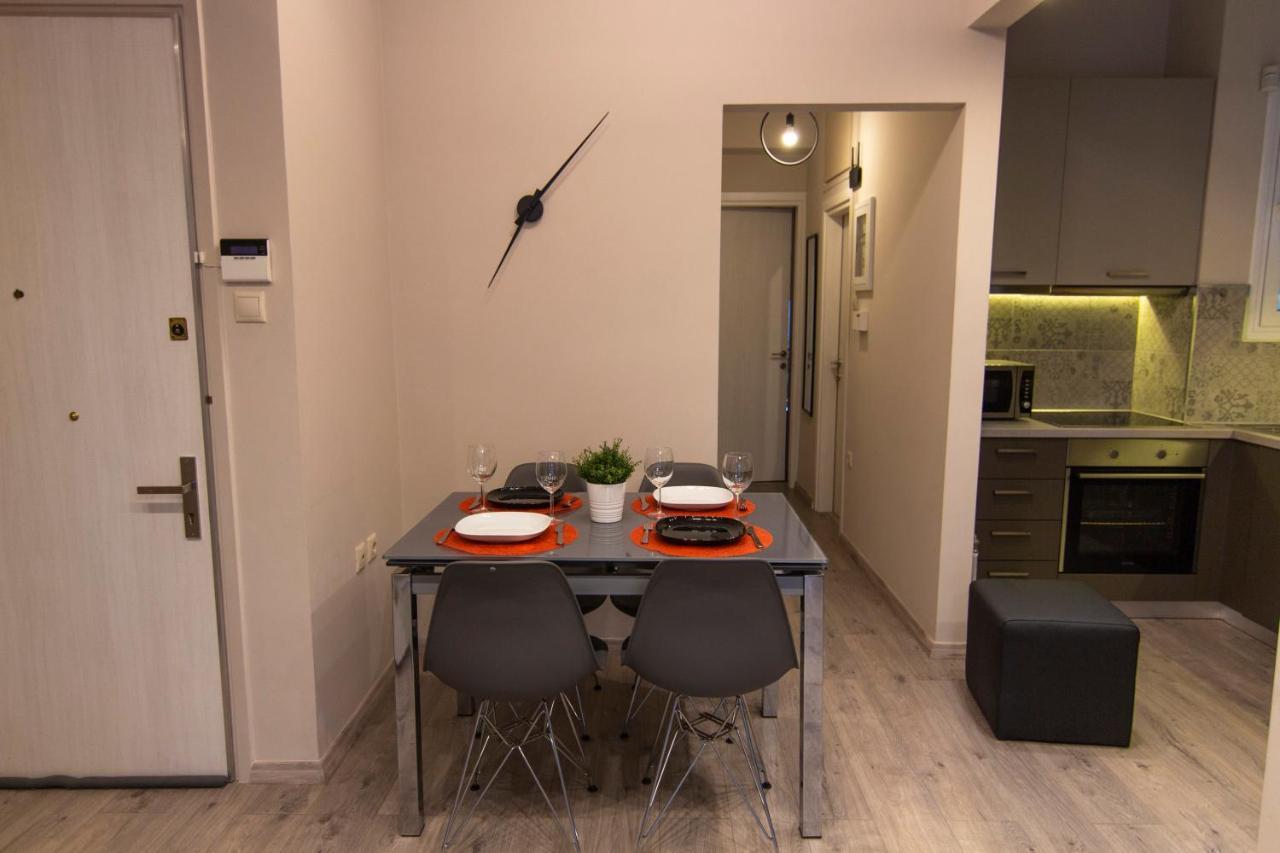 Luxury Apartment 10' From The Center! Athén Kültér fotó