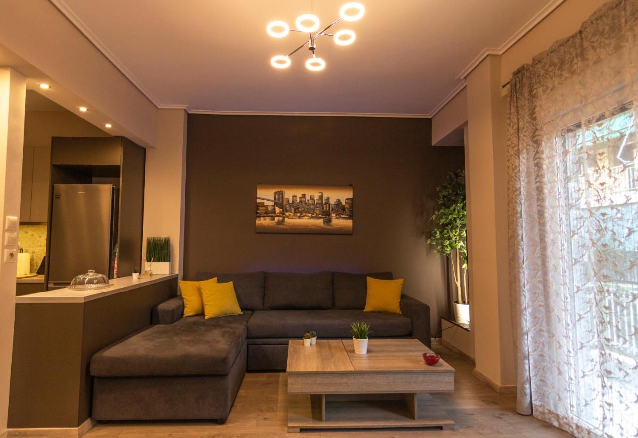 Luxury Apartment 10' From The Center! Athén Kültér fotó